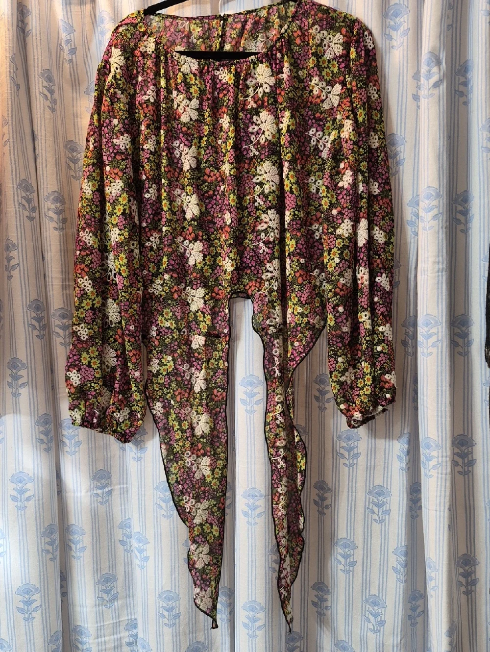 Leydon Floral semi sheer lace cropped tie Citron Ditsy Boho Blouse Sz L